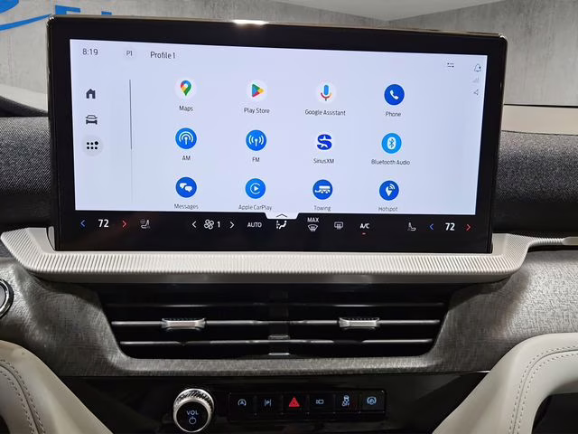 2026 Star White Metallic Tri-Coat Ford Explorer Platinum 4X4 SUV