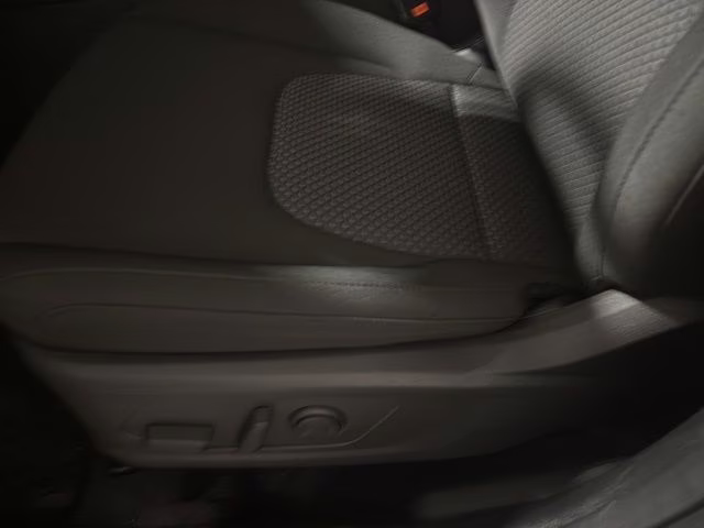 2026 Glacial White Pearl Kia Sportage LX AWD SUV