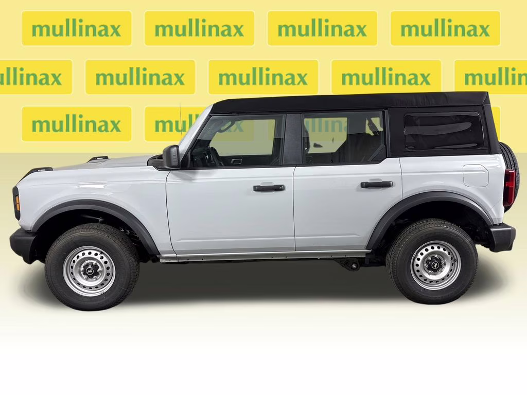 2026 Avalanche Gray Ford Bronco Base 4X4 SUV