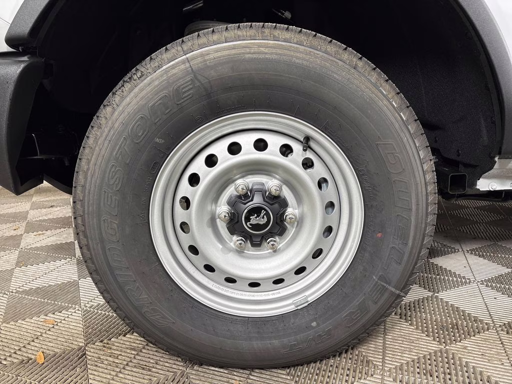 2026 Avalanche Gray Ford Bronco Base 4X4 SUV