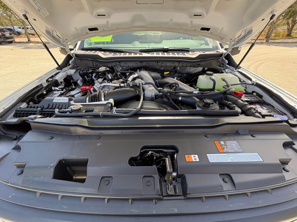 2026 Oxford White Ford Super Duty F-350 SRW XL 4X4 Truck