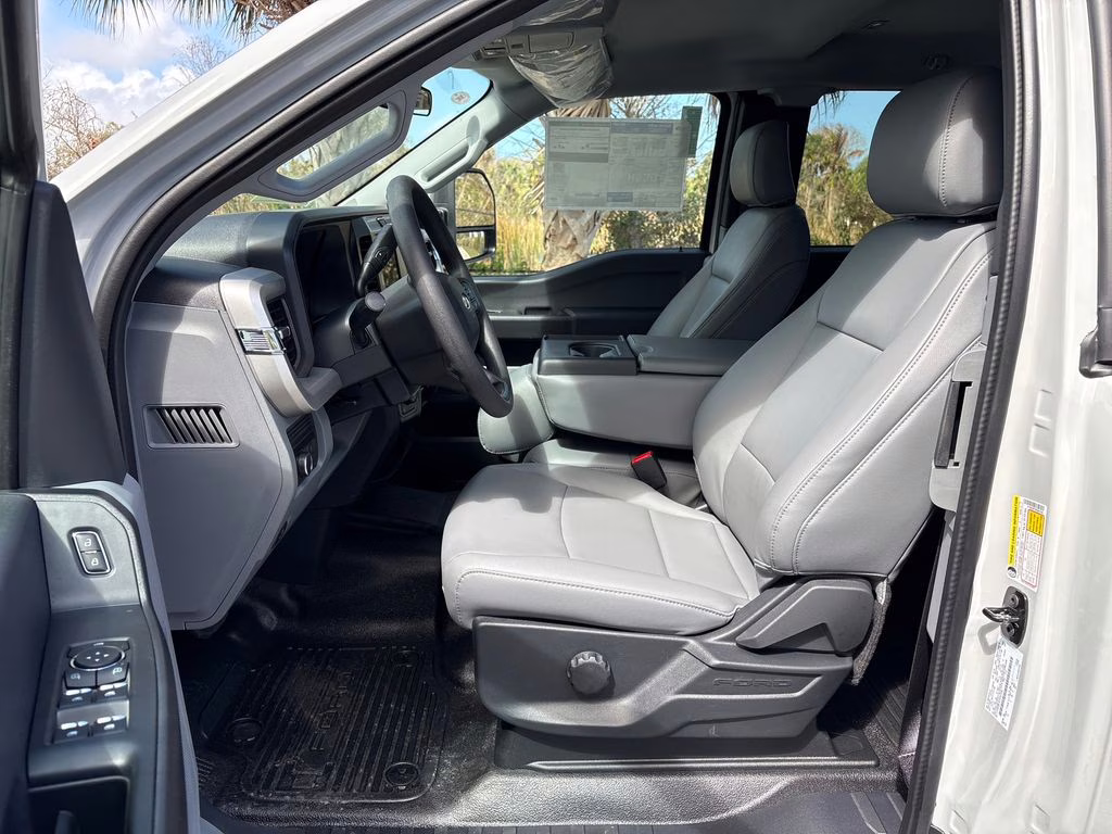 2026 Avalanche Ford Super Duty F-250 SRW XL 4X4 Truck