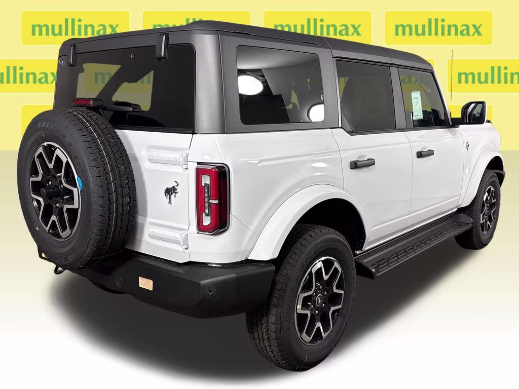 2026 Oxford White Ford Bronco Outer Banks 4X4 SUV