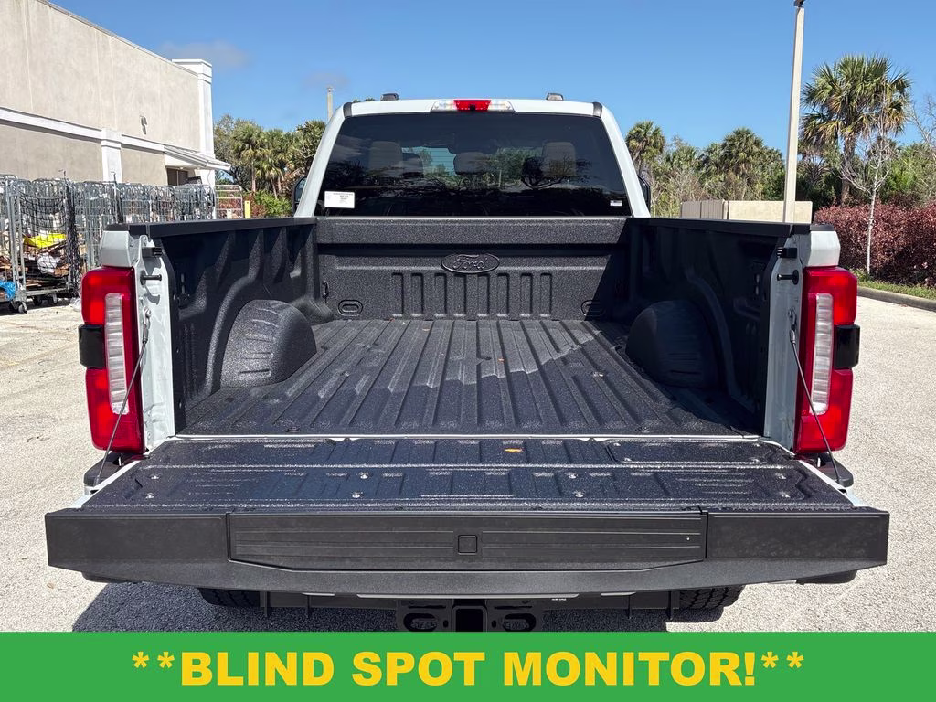 2026 Avalanche Ford Super Duty F-250 SRW XLT 4X4 Truck