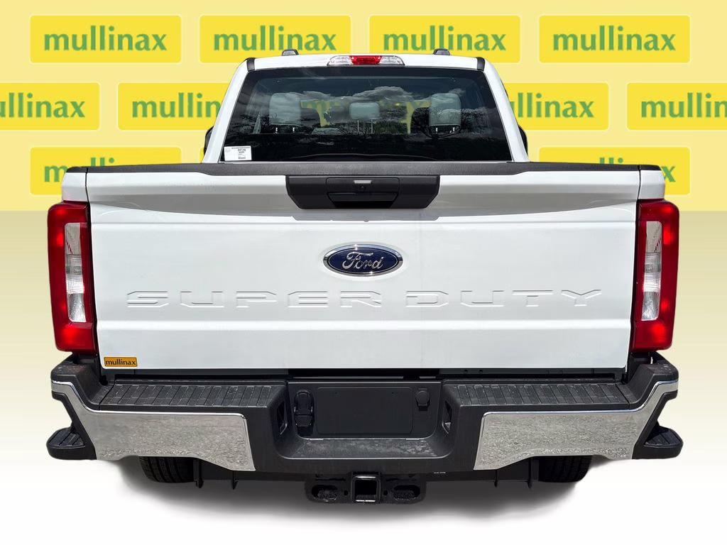 2026 Oxford White Ford Super Duty F-350 SRW XL 4X4 Truck