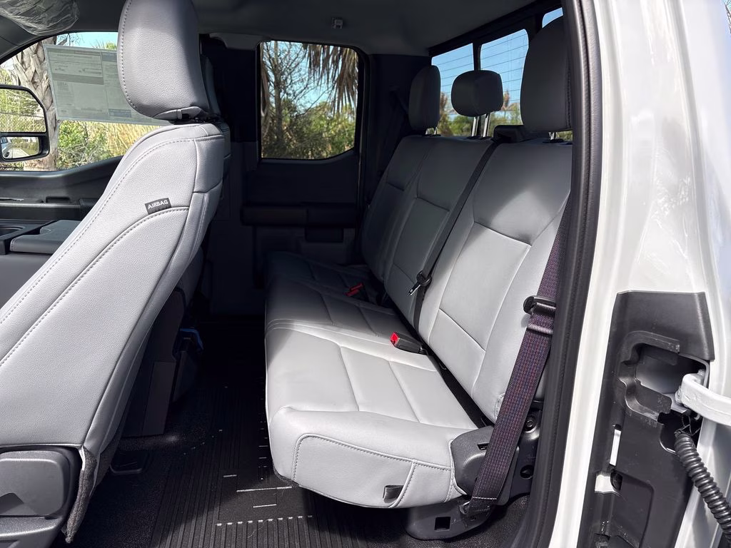 2026 Avalanche Ford Super Duty F-250 SRW XL 4X4 Truck