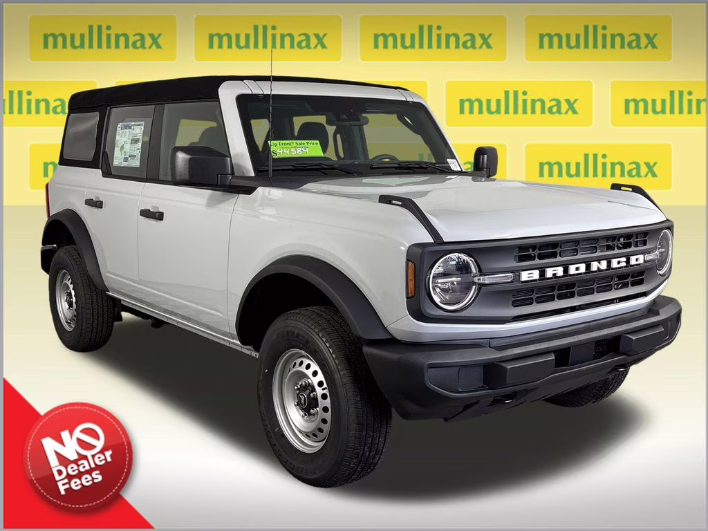 2026 Avalanche Gray Ford Bronco Base 4X4 SUV