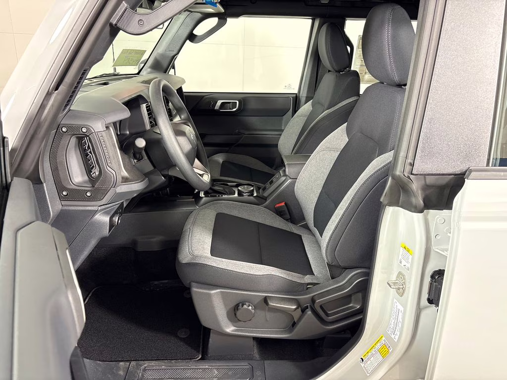 2026 Avalanche Gray Ford Bronco Base 4X4 SUV