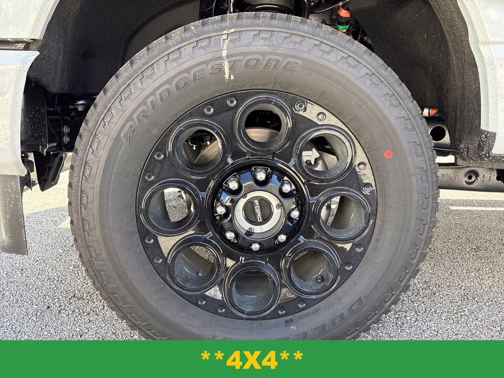 2026 Avalanche Ford Super Duty F-250 SRW XLT 4X4 Truck