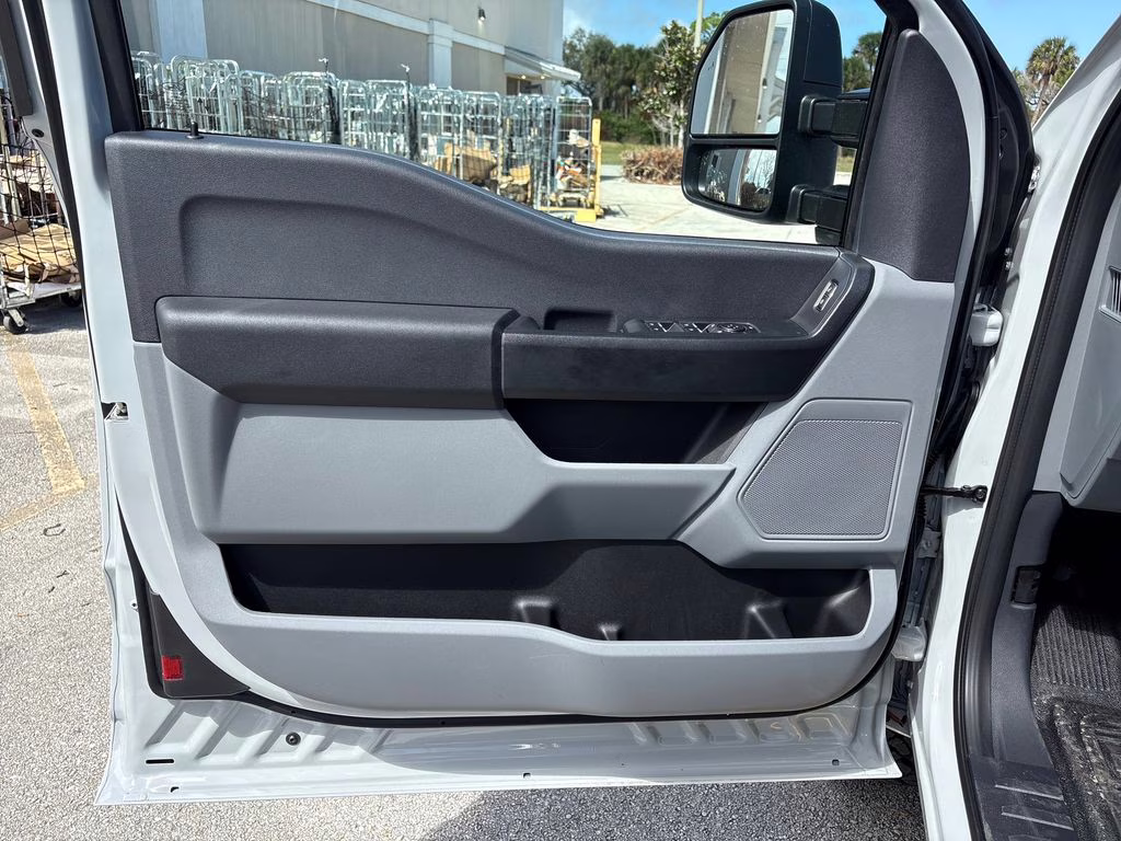 2026 Avalanche Ford Super Duty F-250 SRW XL 4X4 Truck