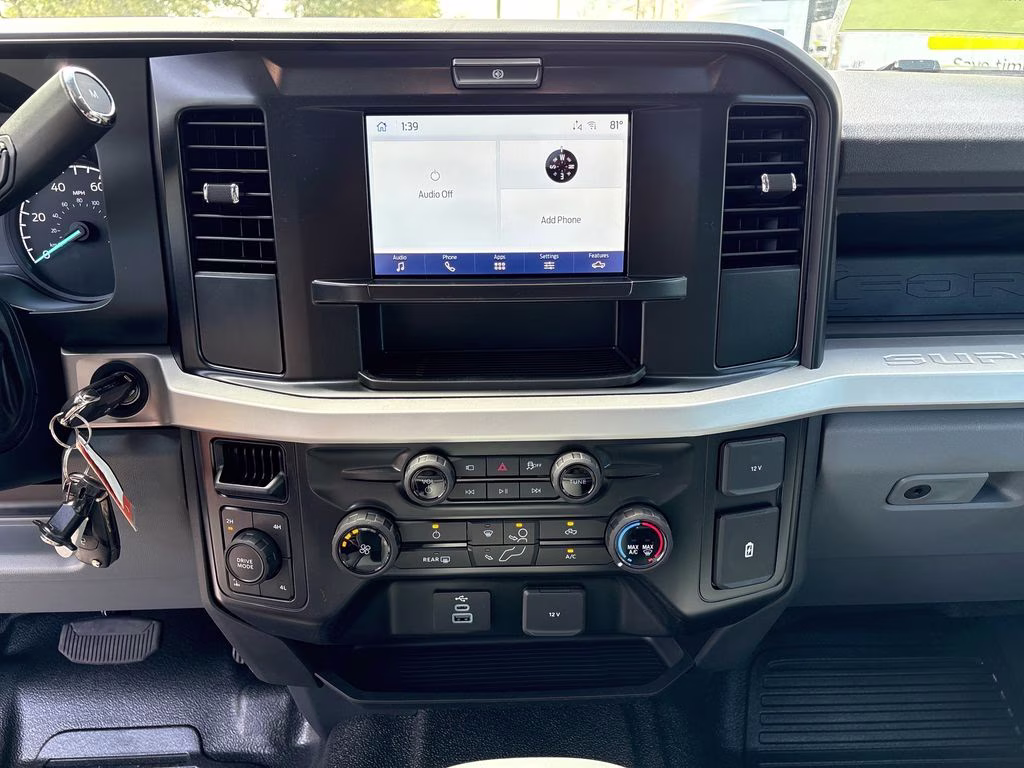 2026 Avalanche Ford Super Duty F-250 SRW XL 4X4 Truck