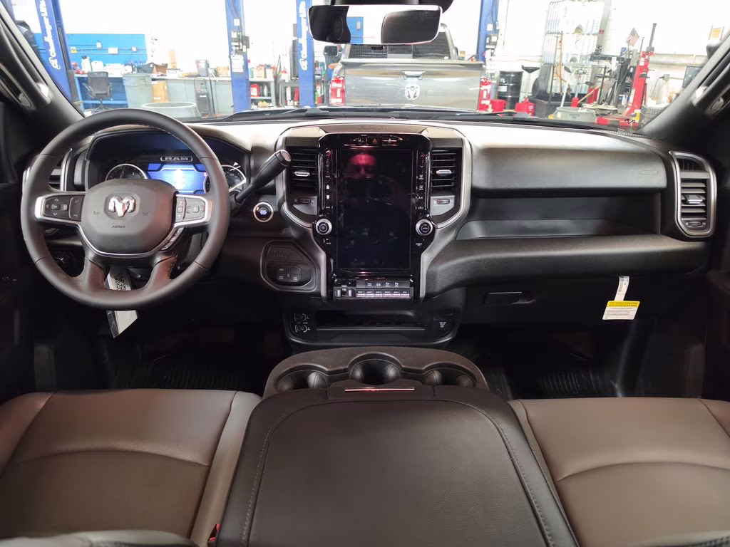 2026 Diamond Black Crystal Pearlcoat Ram 5500HD Tradesman 4X4 Truck