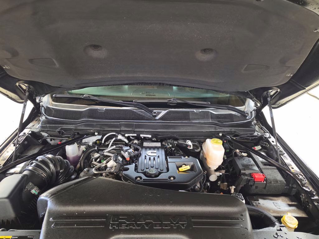 2026 Diamond Black Crystal Pearlcoat Ram 5500HD Tradesman 4X4 Truck