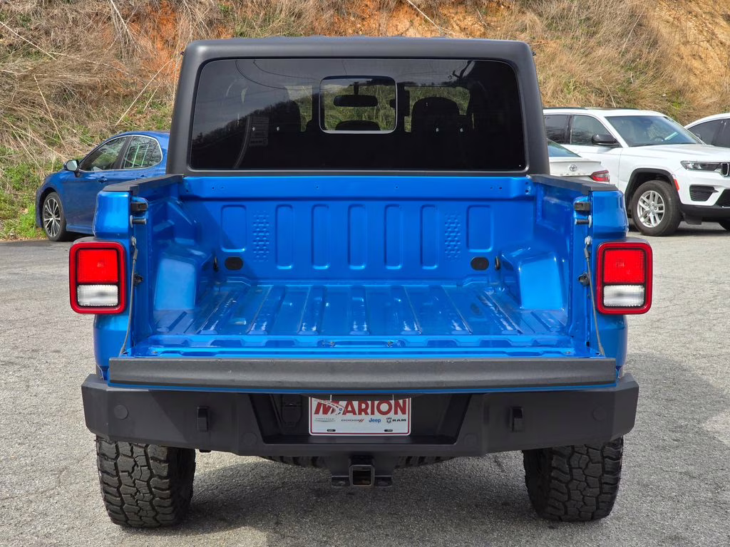 2023 Hydro Blue Pearlcoat Jeep Gladiator Sport S 4X4 Truck
