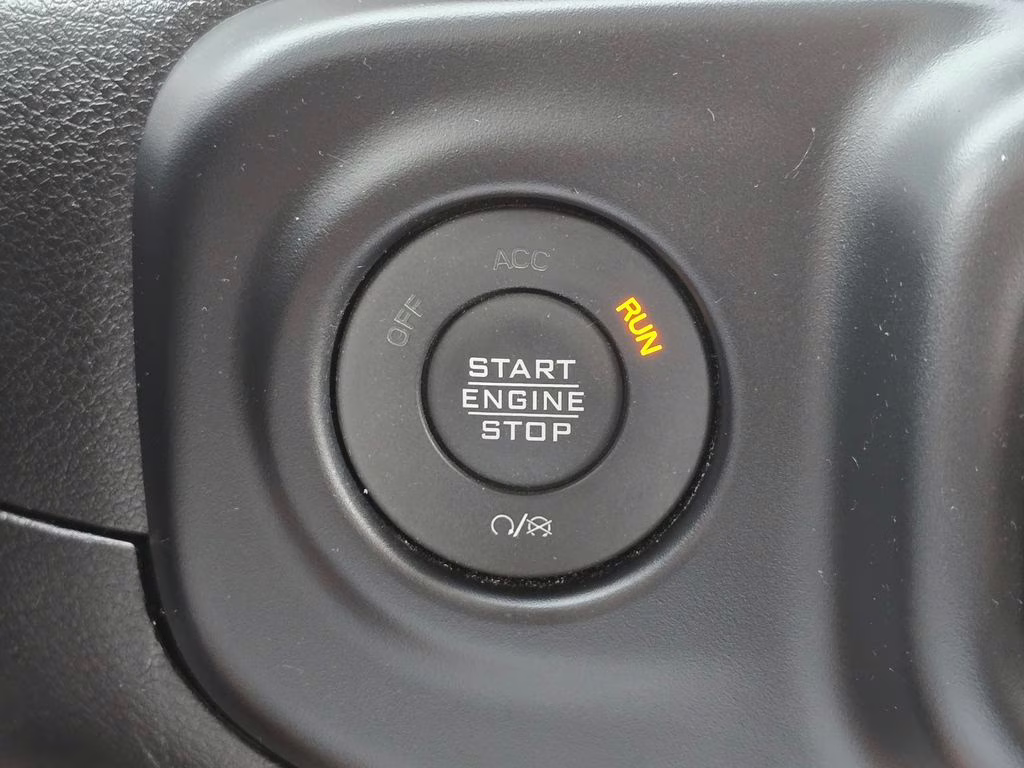 2023 Hydro Blue Pearlcoat Jeep Gladiator Sport S 4X4 Truck