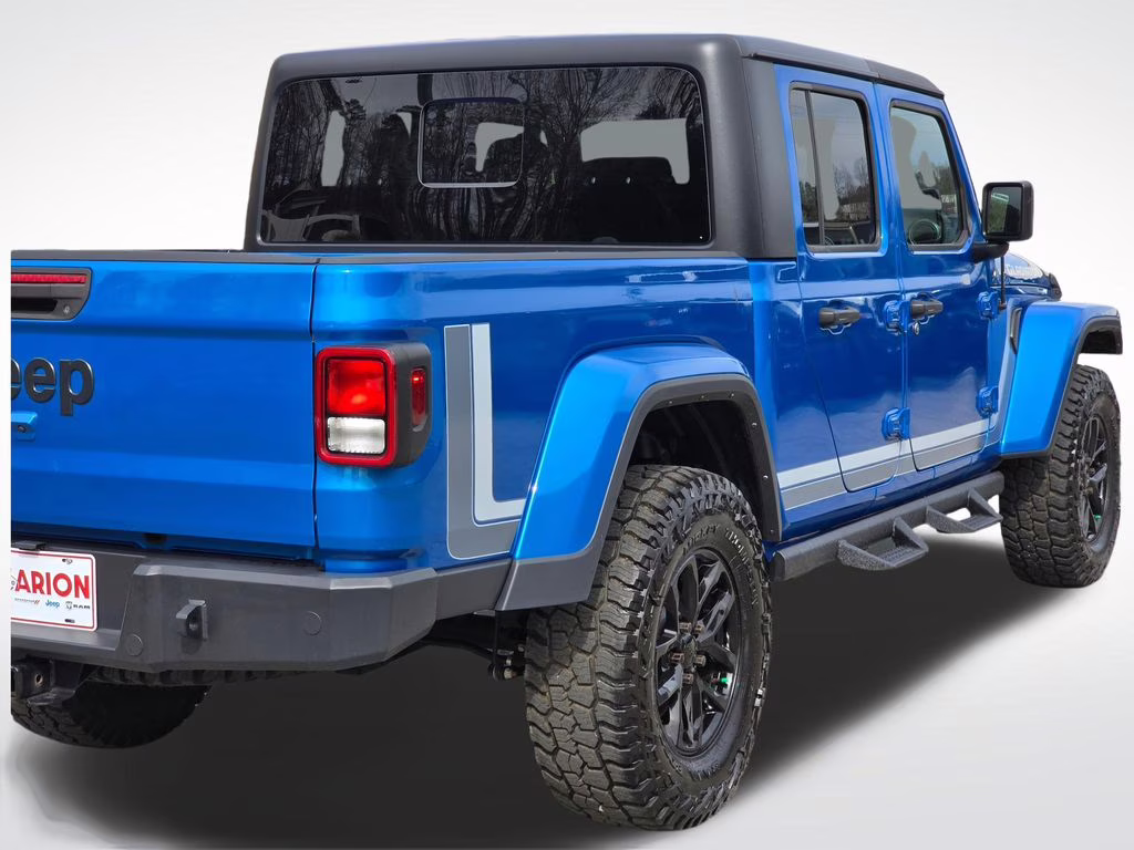 2023 Hydro Blue Pearlcoat Jeep Gladiator Sport S 4X4 Truck