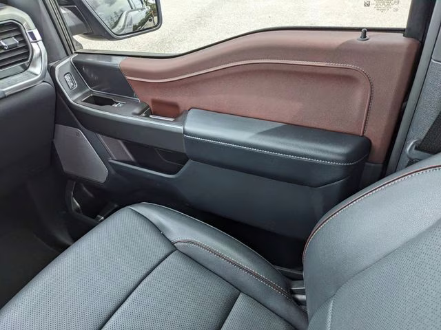 2022 Black Metallic Ford F-150 Lariat 4X4 Truck