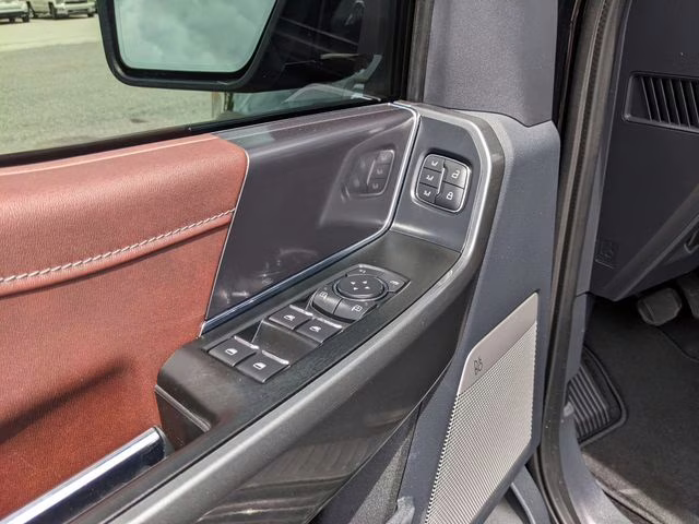 2022 Black Metallic Ford F-150 Lariat 4X4 Truck