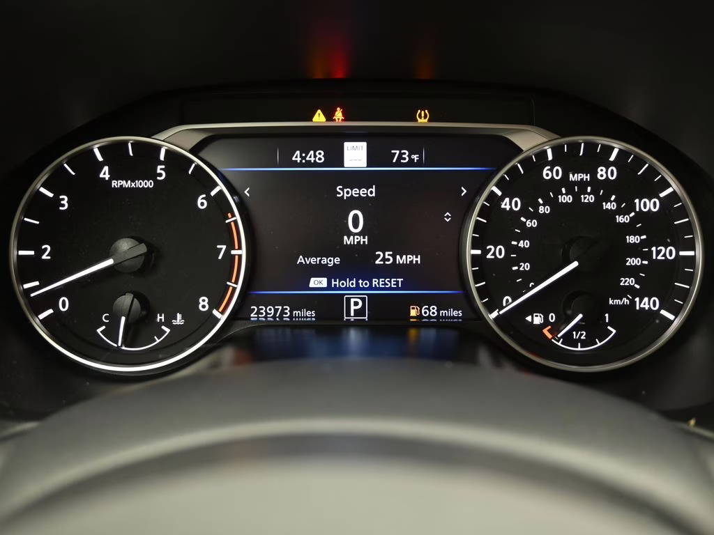 2025 Gun Metallic Nissan Altima 2.5 SL AWD Sedan