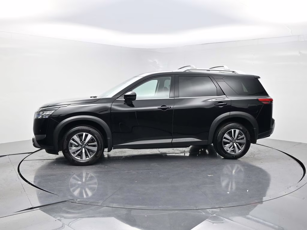 2025 Super Black Nissan Pathfinder SL 4X4 SUV