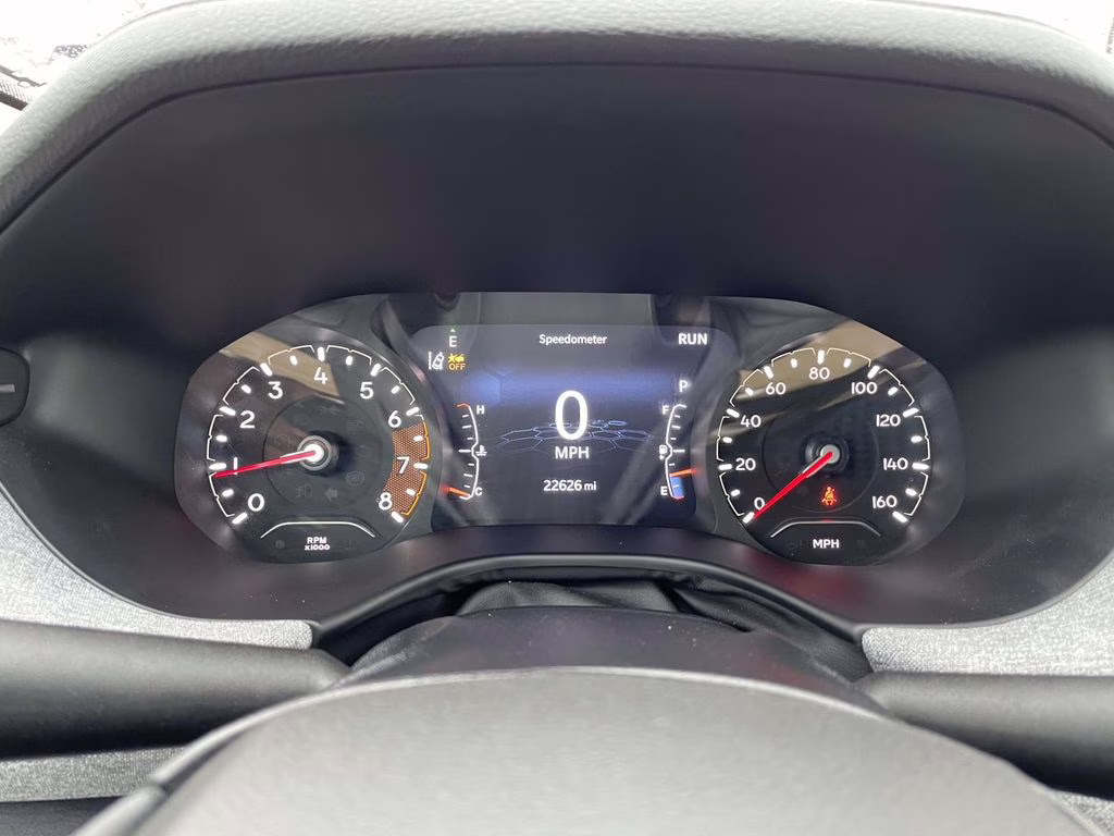 2022 Billet Silver Metallic Clearcoat Jeep Compass Latitude Lux 4X4 SUV