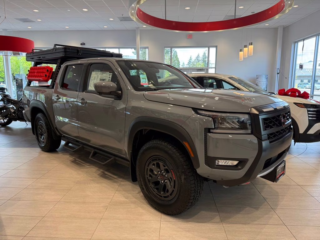2026 Boulder Gray Pearl Nissan Frontier PRO-4X 4X4 Truck