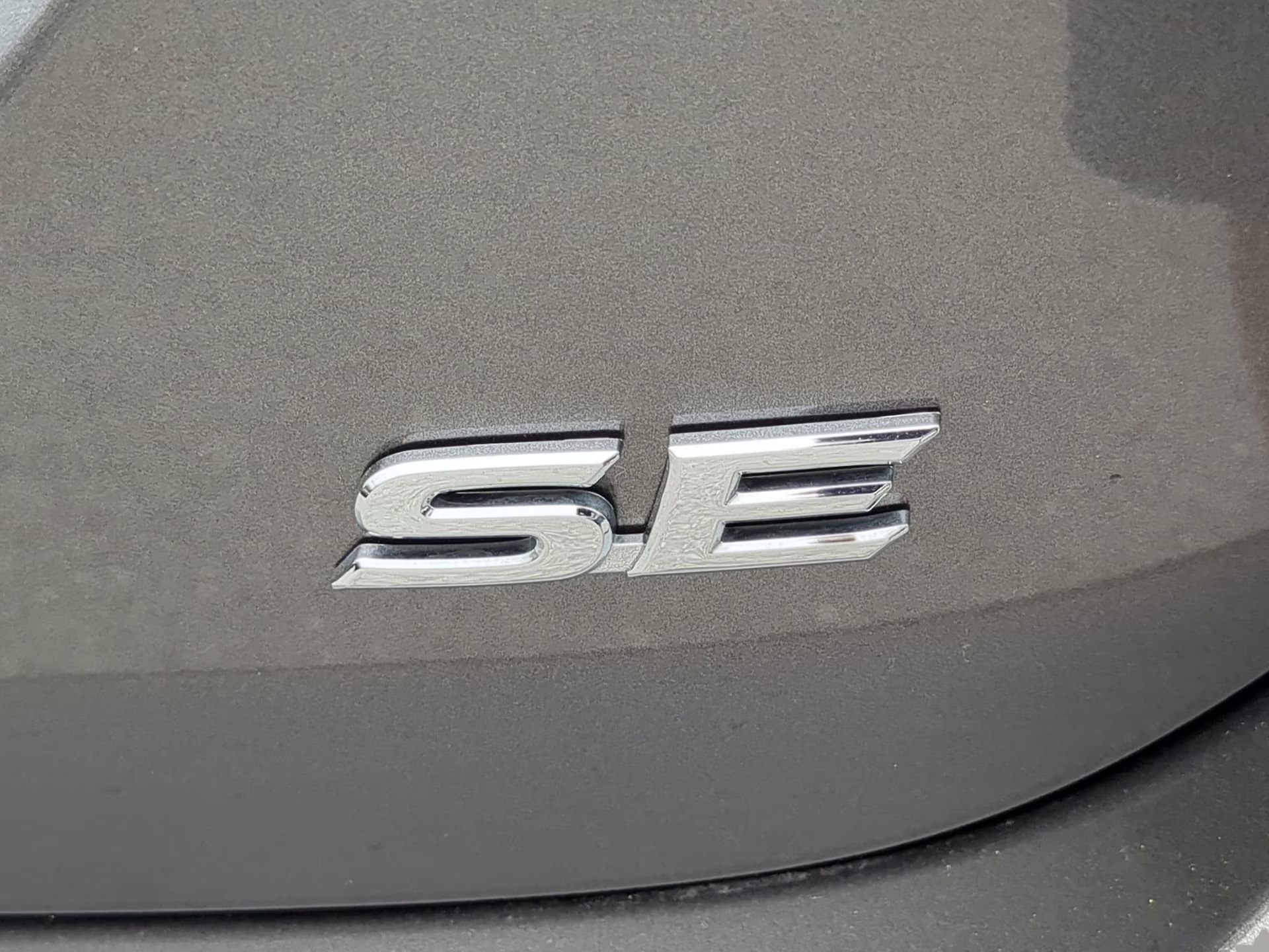 2022 Predawn Gray Mica Toyota Camry SE FWD Sedan