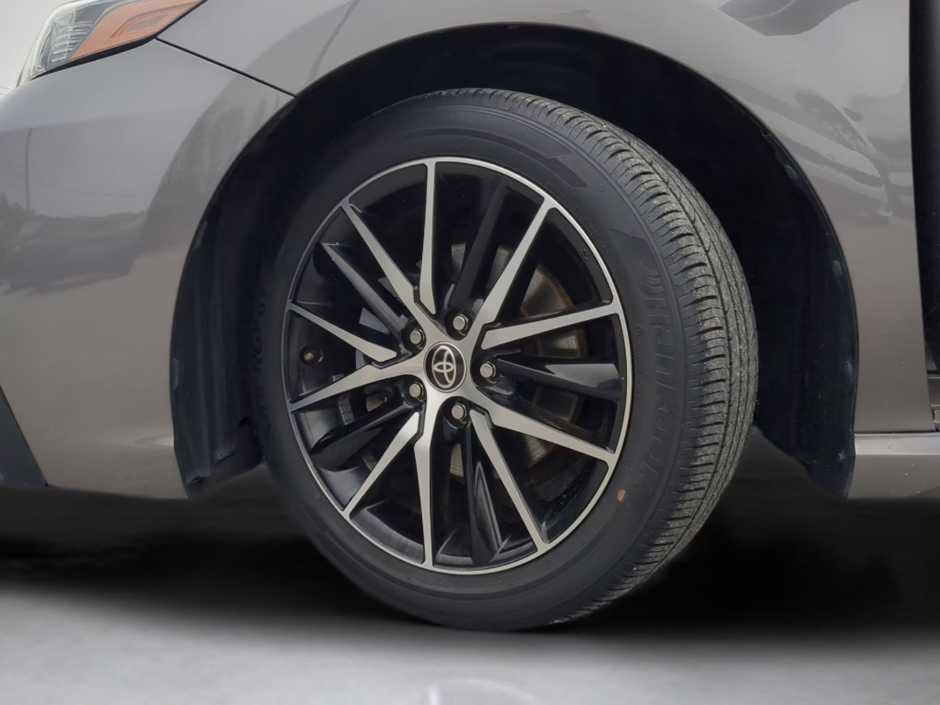 2022 Predawn Gray Mica Toyota Camry SE FWD Sedan