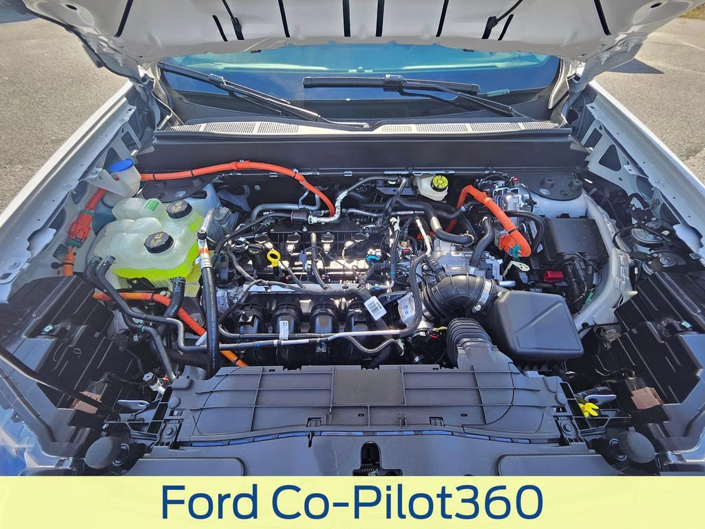 2026 Oxford White Ford Maverick XL FWD Truck