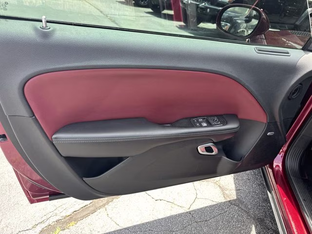 2020 Octane Red Pearlcoat Dodge Challenger R/T Scat Pack RWD Coupe