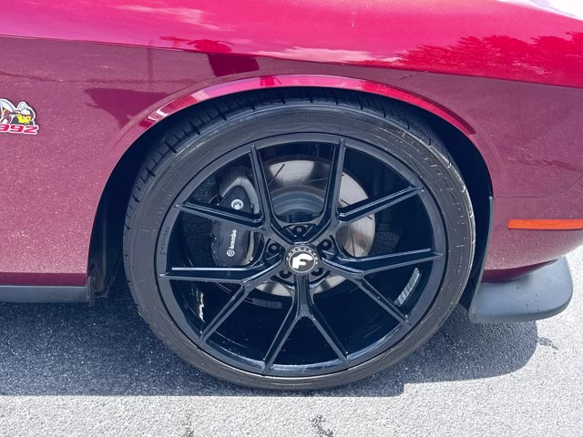 2020 Octane Red Pearlcoat Dodge Challenger R/T Scat Pack RWD Coupe