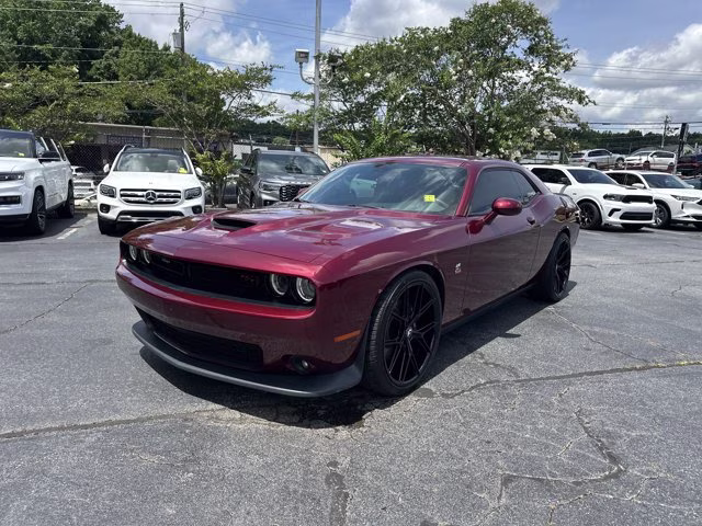 2020 Octane Red Pearlcoat Dodge Challenger R/T Scat Pack RWD Coupe