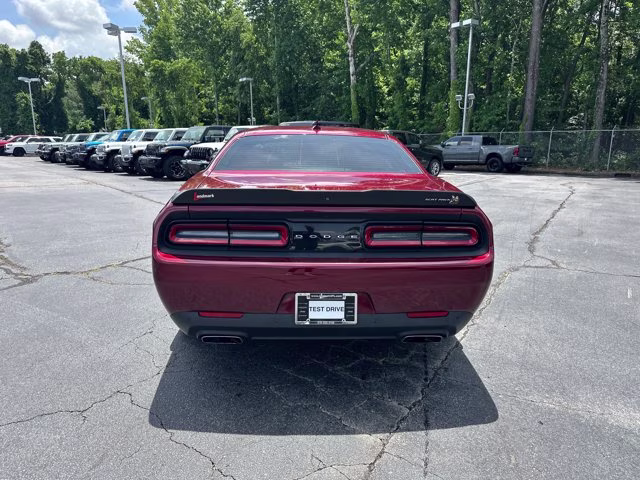 2020 Octane Red Pearlcoat Dodge Challenger R/T Scat Pack RWD Coupe