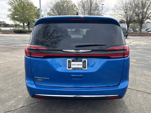 2026 Hydro Blue Pearlcoat Chrysler Pacifica Select FWD Van