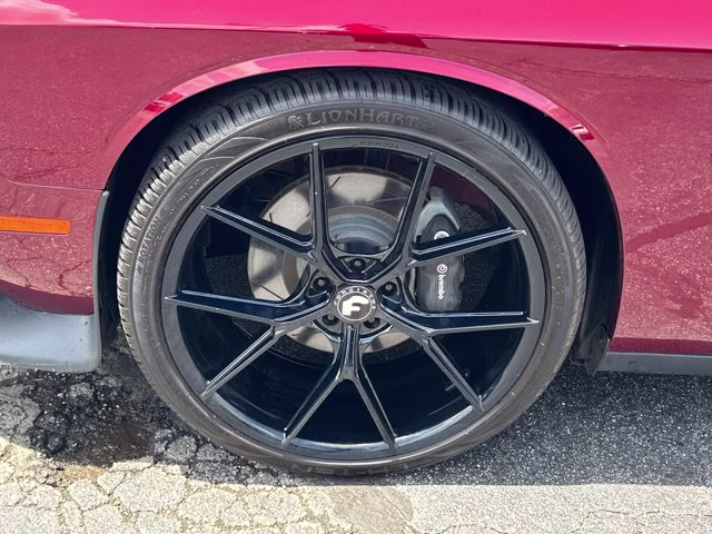 2020 Octane Red Pearlcoat Dodge Challenger R/T Scat Pack RWD Coupe