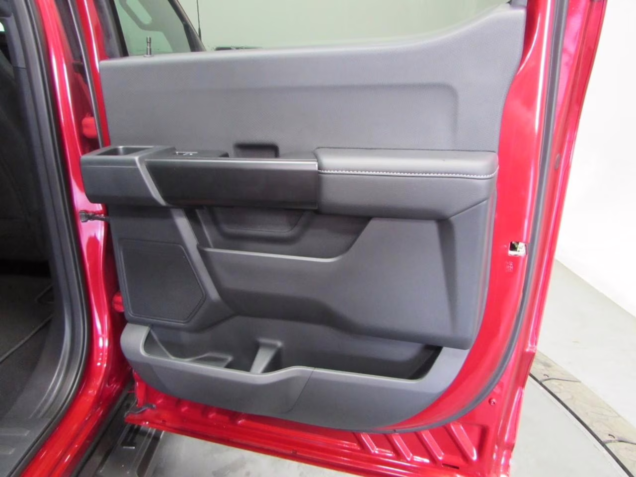 2025 Rapid Red Metallic Tinted Clearcoat Ford F-150 STX 4X4 Truck