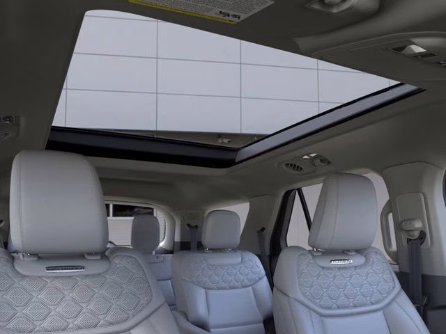2026 White Metallic Ford Explorer Platinum 4X4 SUV