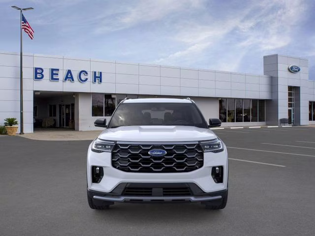 2026 White Metallic Ford Explorer Platinum 4X4 SUV