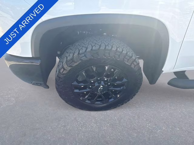 2026 Summit White Chevrolet Silverado 2500 HD LT 4X4 Truck