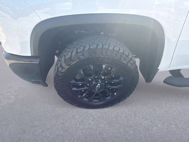 2026 Summit White Chevrolet Silverado 2500 HD LT 4X4 Truck