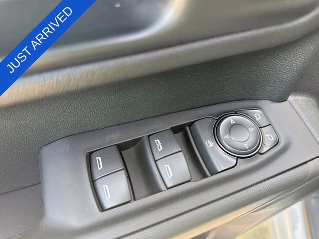 2026 Summit White Chevrolet Silverado 1500 Custom 4X4 Truck