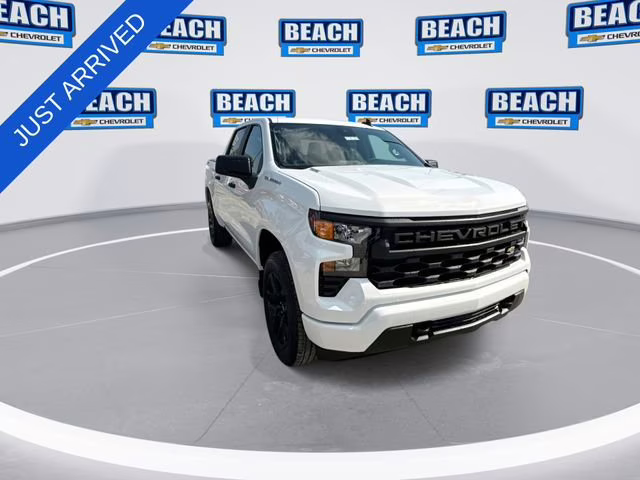 2026 Summit White Chevrolet Silverado 1500 Custom 4X4 Truck