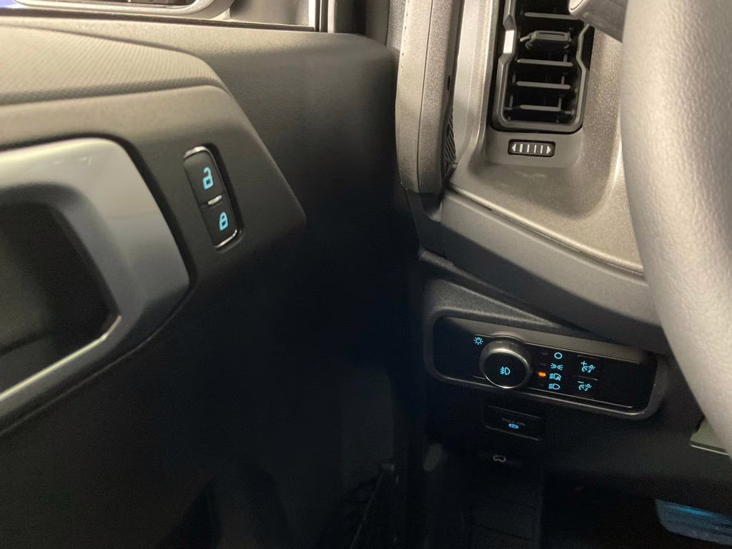 2026 Shadow Black Ford Bronco Big Bend 4X4 SUV