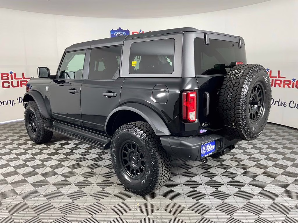 2026 Shadow Black Ford Bronco Big Bend 4X4 SUV
