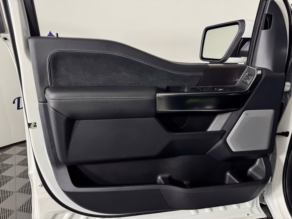 2026 White Metallic Ford F-150 Platinum 4X4 Truck