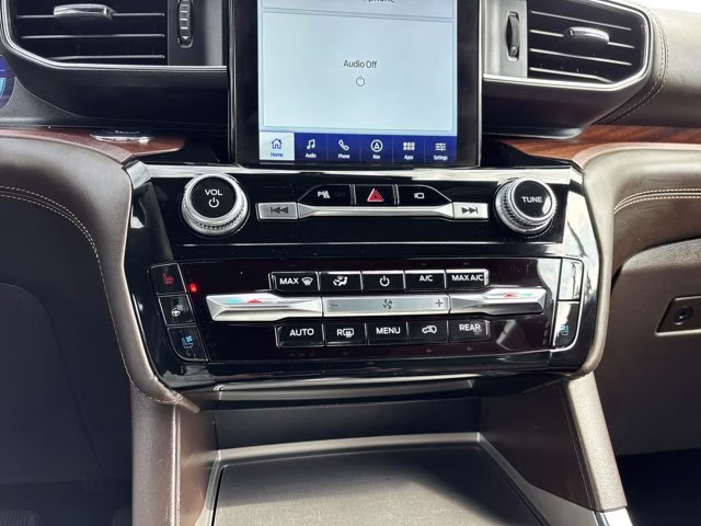 2023 Blue Metallic Ford Explorer King Ranch RWD SUV