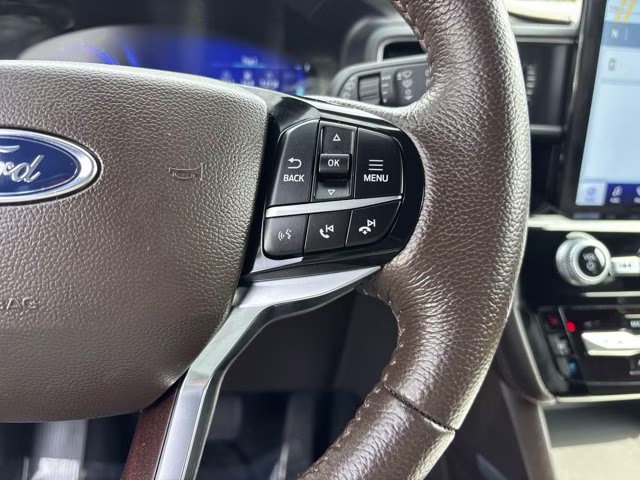 2023 Blue Metallic Ford Explorer King Ranch RWD SUV