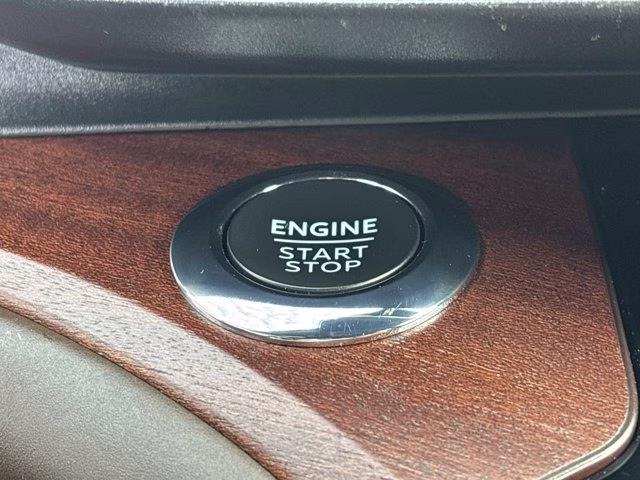 2023 Blue Metallic Ford Explorer King Ranch RWD SUV