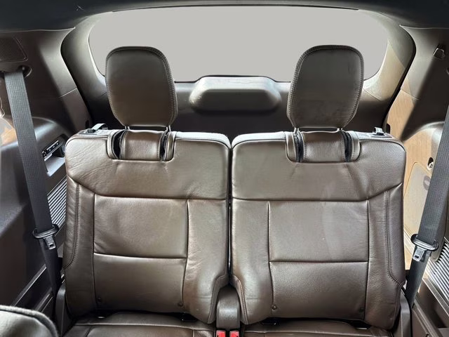 2023 Blue Metallic Ford Explorer King Ranch RWD SUV