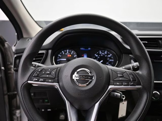 2022 Brilliant Silver Metallic Nissan Rogue Sport S FWD SUV